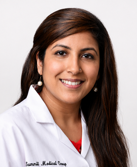 Dr. Roohi Khanna